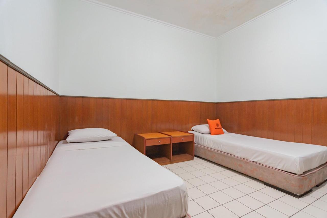 Koolkost Near Bandung Station Hotel Ngoại thất bức ảnh