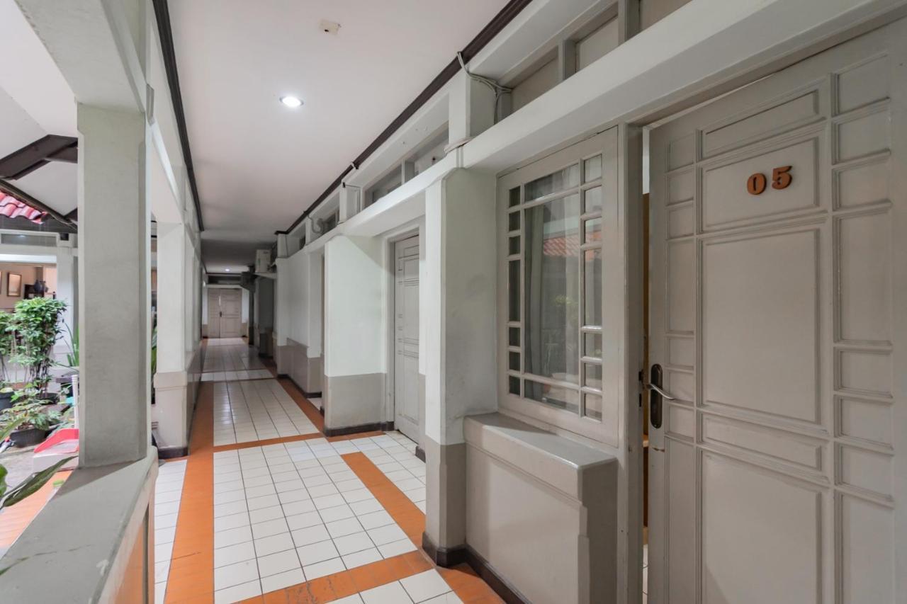 Koolkost Near Bandung Station Hotel Ngoại thất bức ảnh