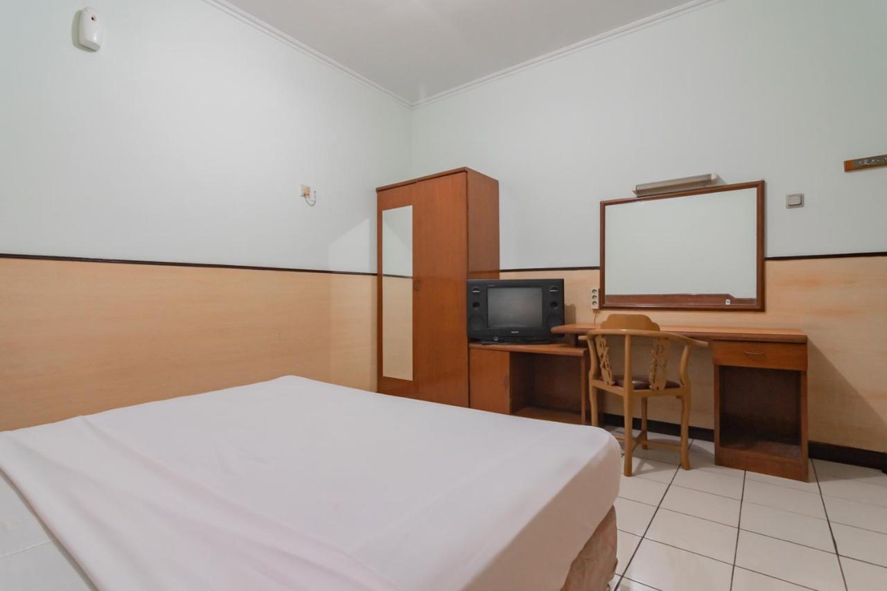 Koolkost Near Bandung Station Hotel Ngoại thất bức ảnh