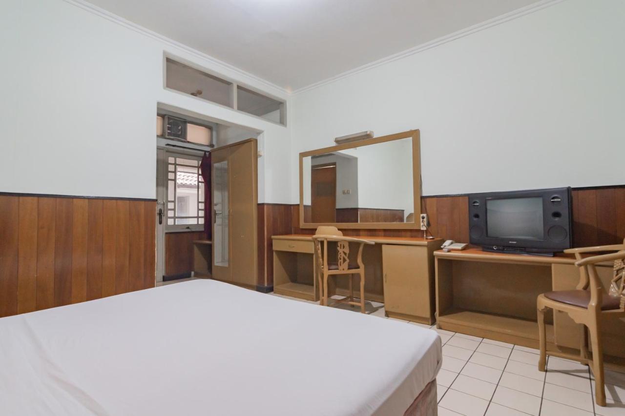Koolkost Near Bandung Station Hotel Ngoại thất bức ảnh