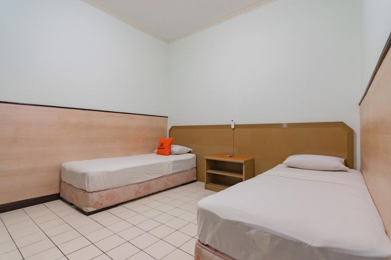 Koolkost Near Bandung Station Hotel Ngoại thất bức ảnh