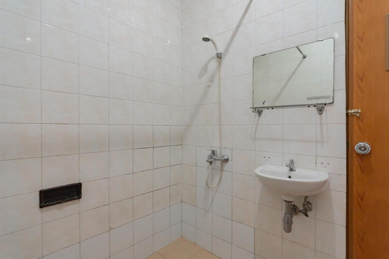 Koolkost Near Bandung Station Hotel Ngoại thất bức ảnh