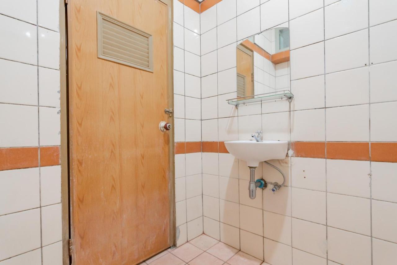 Koolkost Near Bandung Station Hotel Ngoại thất bức ảnh